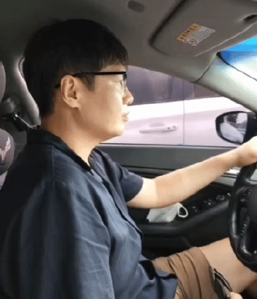 이미지 설명이 없습니다.